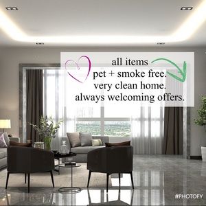 Well cared for closet! Pet + Smoke Free 💕